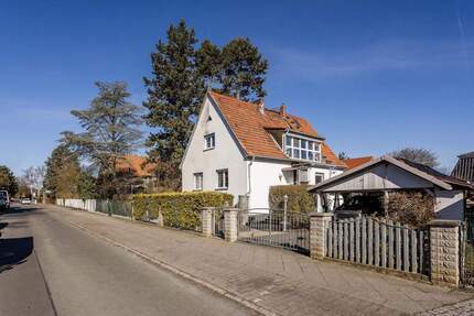 Doppelhaushälfte mit 115qm in Lichterfelde Ost mit 3,5 Zimmer, ausgebautem Dachgeschoss und Wohnkeller - Berlin