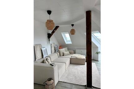 Helle 3 Zimmer-Dachgeschosswohnung in Worms - Neuhausen ab 01.05