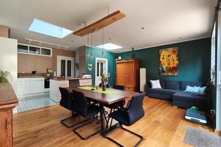 Stilvoll kernsaniertes Reihenendhaus aus 1902 - Mönchengladbach Süd