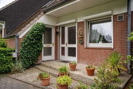 Haus zum Kaufen in Wedel 449.000,00 € 125.09 m²