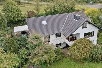 Haus zum Kaufen in Ronneburg 525.000,00 € 249 m²