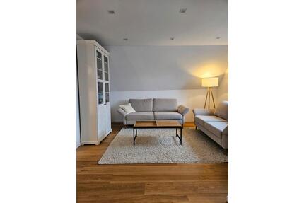 Helle, gemütliche DG Wohnung in Griesheim provisionsfrei