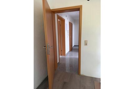 Zentral gelegene 3-Zimmer-Wohnung in Stuttgart-Zuffenhausen