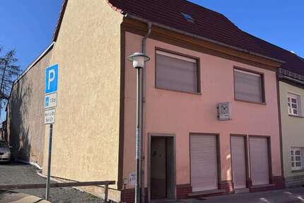 Haus zum Kaufen in Hohenmölsen 179.500,00 € 113 m²