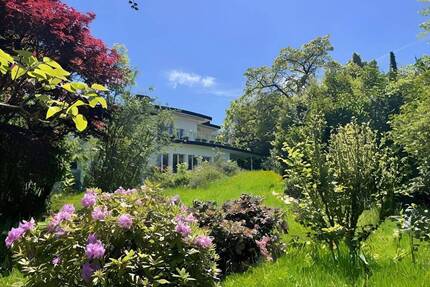 Besonderes Architektenhaus mit Panoramaausblick in Badenweiler