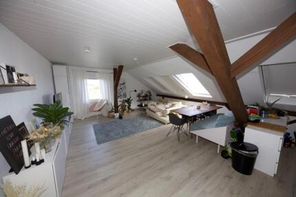 Helle 3-Zimmer Dachgeschosswohnung in Lorsch mit EBK