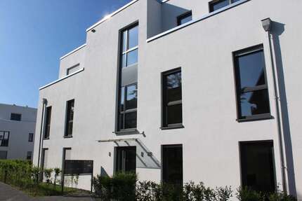 Wohnung zum Mieten in Niederkassel 1.660,00 € 118 m²