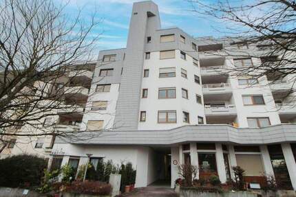 Attraktive 3,5-Zimmer-Wohnung mit Balkon, Aufzug und TG-Stellplatz in Stuttgart-Heumaden