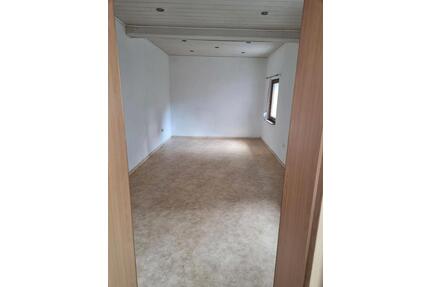 Ein kleines Häuschen - 850,00&nbsp;EUR Kaltmiete, ca.&nbsp; 56,00&nbsp;m&sup2; in Untergruppenbach (PLZ: 74199)