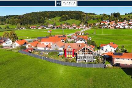 Haus zum Kaufen in Osterzell Oberzell 699.000,00 € 273 m² - Osterzell / Oberzell