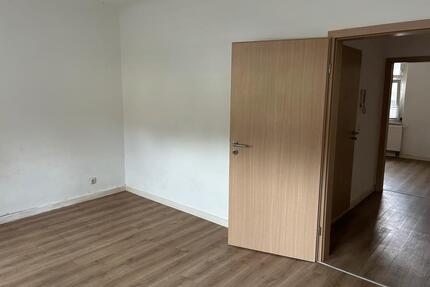 schöne 3 Zimmer Wohnung in 07607 Eisenberg zu vermieten