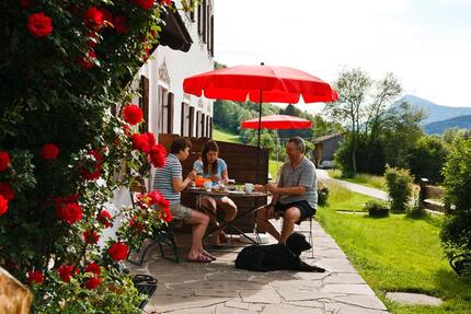 Schöne Ferienwohnung mit Terrasse und Bergblick Ruhpolding
