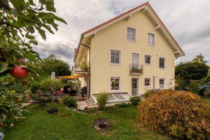 Lichtdurchflutete Traumwohnung mit wunderschönem Garten - Seefeld