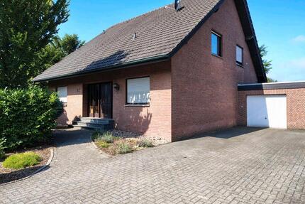 Einfamilienhaus - 445.000,00&nbsp;EUR Kaufpreis, ca.&nbsp; 175,00&nbsp;m&sup2; in Gronau (Westfahlen) (PLZ: 48599)