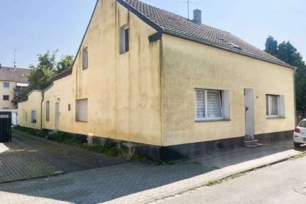 Wohnung zum Kaufen in Mülheim an der Ruhr 170.000,00 € 111 m²