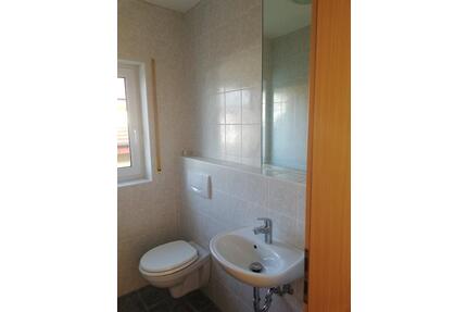 Helle 4-Zimmer-Wohnung im EG in 69242 Mühlhausen