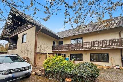 Haus zum Kaufen in Feldatal 361.000,00 € 446.82 m²