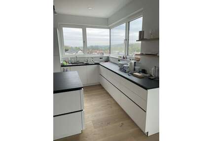 Haus zum Kaufen in Neckartailfingen 1.950.000,00 € 341.28 m²