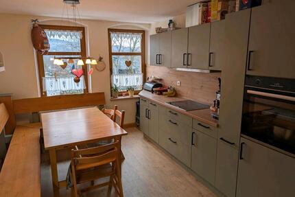 4-Raum-Wohnung in Lauter - 580,00&nbsp;EUR Kaltmiete, ca.&nbsp; 105,00&nbsp;m&sup2; in Lauter-Bernsbach (PLZ: 08315)