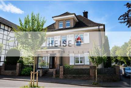 Haus zum Kaufen in Stadtoldendorf 180.000,00 € 214 m²