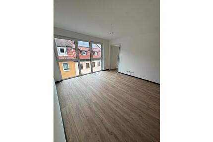 Mietwohnung in zentraler Lage - 760,00&nbsp;EUR Kaltmiete, ca.&nbsp; 67,17&nbsp;m&sup2; in Ohrdruf (PLZ: 99885)