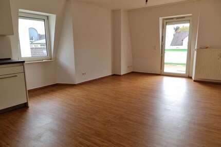 Wohnung zum Mieten in Kelkheim (Taunus) 1.100,00 € 105 m²