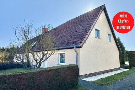 HORN IMMOBILIEN ++ 4 km bis Neubrandenburg, Haus mit großem Grundstück - Blankenhof / Chemnitz