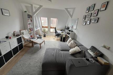 Ruhige 2Raum Dachgeschosswohnung mit Wannenbad - Leipzig Nordwest