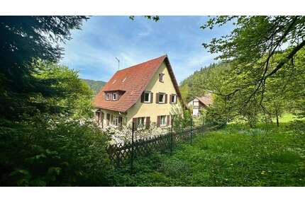 Haus zum Mieten in Bad Liebenzell 1.500,00 € 212 m²