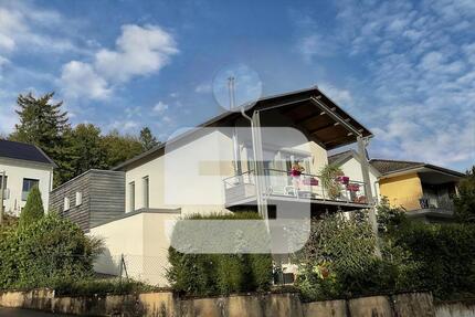 Endlich mehr Platz! - 1.450,00&nbsp;EUR Kaltmiete, ca.&nbsp; 161,00&nbsp;m&sup2; in Bad Kissingen (PLZ: 97688)