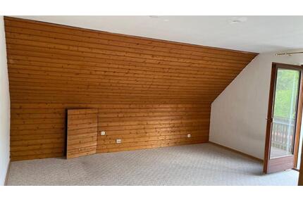 Zimmer zu vermieten - 300,00&nbsp;EUR Kaltmiete, ca.&nbsp; 30,00&nbsp;m&sup2; in Bad Lauterberg im Harz (PLZ: 37431)