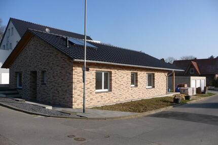 Bungalow in ruhiger Lage mit Garten und Doppelgarage - Linnich