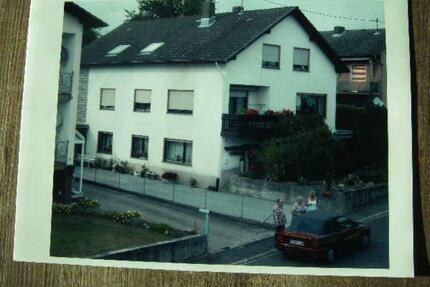 2 Familienhaus - 449.000,00&nbsp;EUR Kaufpreis, ca.&nbsp; 200,00&nbsp;m&sup2; in Waldalgesheim (PLZ: 55425)