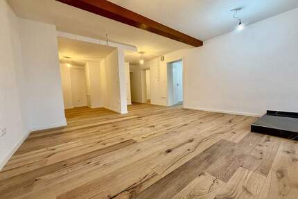 +++MODERNE 3-ZIMMER-WOHNUNG MIT ZUSÄTZLICHEM RAUM, RERASSE UND VIEL POTENZIAL+++ - Schwabach Wolkersdorf