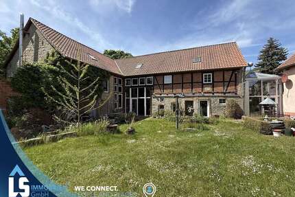 Haus zum Kaufen in Ostingersleben 370.000,00 € 450 m²