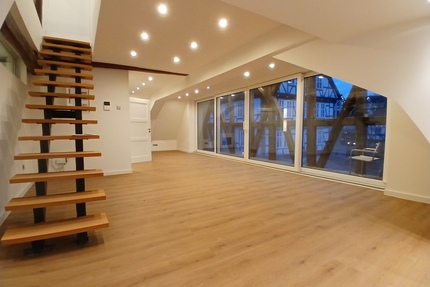 Komplett saniert! 2 Wohnungen kombinierbar! Fußbodenheizg.! Balkon& Einbauküche, Innenstadt* - Wolfhagen