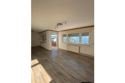 3 Zimmer Wohnung in Horheim - 1.100,00&nbsp;EUR Kaltmiete, ca.&nbsp; 80,00&nbsp;m&sup2; in Wutöschingen (PLZ: 79793)