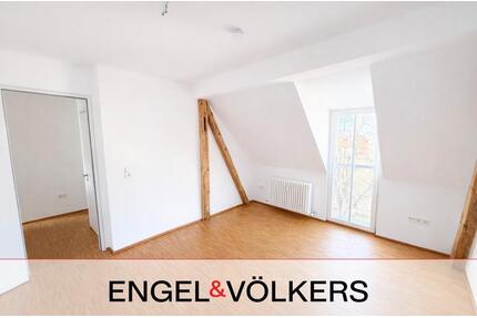 Exklusiv wohnen im Darmstädter Martinsviertel: Stilvoll sanierte Altbauwohnung mit Parkettboden, Balkon & ruhigem Flair - Darmstadt Darmstadt-Nord
