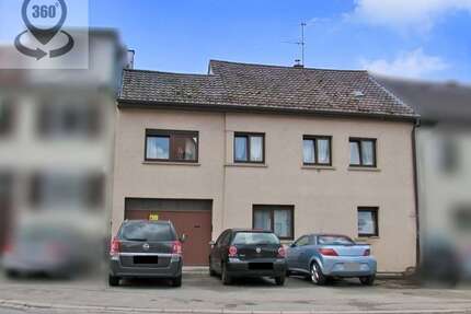 Haus zum Kaufen in Östringen 250.000,00 € 138 m²