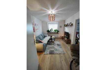 ZWISCHENMIETE (01.04-16.05.) Möblierte Wohnung, 1 Min. zur TUHH - Hamburg Harburg