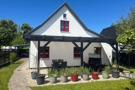 Exklusives komplett möbliertes Einfamilienhaus in Stralsund in der Frankenvorstadt zu verkaufen oder zu vermieten.