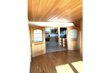 ETW in Hip-Meckenhausen - Ruhig wohnen in einem 2-FH - Hilpoltstein-OT