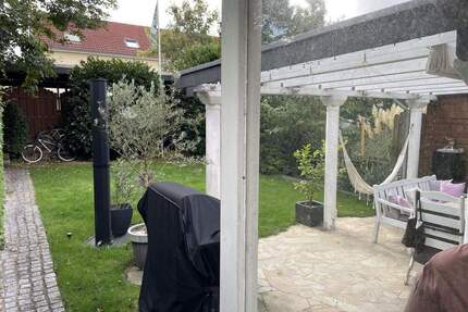 Familienfreundliches Reihenendhaus, Carport & Einliegerwohnung in ruhiger Lage am Königsforst - Rösrath