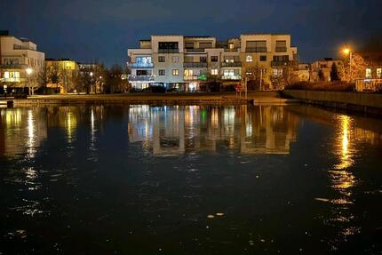 4 Zimmer Wohnung mit Blick aufs Wasser - - Gersthofen