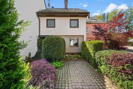 Haus zum Kaufen in Ettlingen 399.500,00 € 120 m²