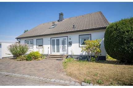 Haus zum Kaufen in Warstein 289.000,00 € 254 m²