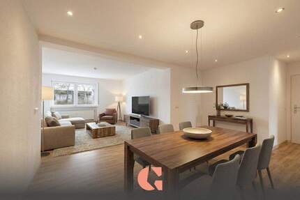 Moderne Wohnung über zwei Ebenen mit Süd-Ost-Balkon - Unterschleißheim