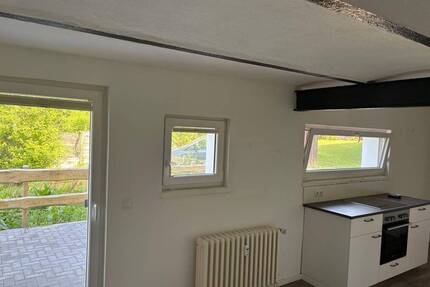 Sanierte Erdgeschoss-Wohnung mit Terrasse, Garten u. Stellplatz - Molfsee