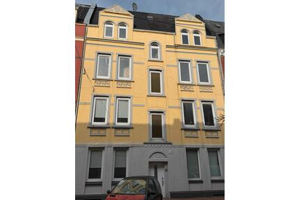 9 Parteienhaus * Provisionsfrei * Renovierungs-Sanierungsobjekt - Bremerhaven
