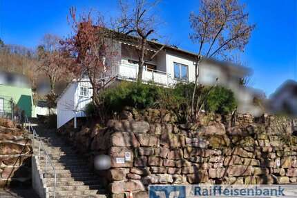 Haus zum Kaufen in Calw 400.000,00 € 109 m²